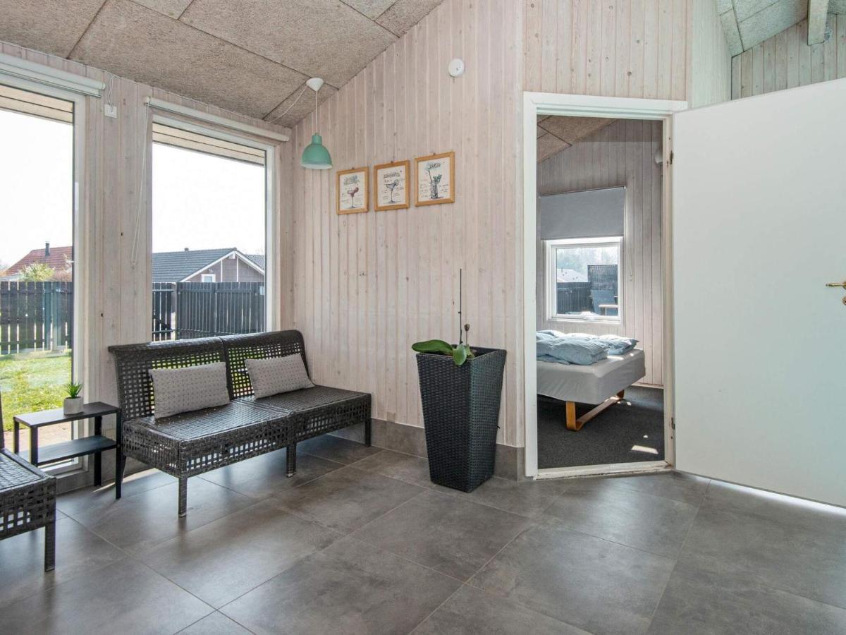 9 Person Holiday Home In Juelsminde Sonderby  エクステリア 写真