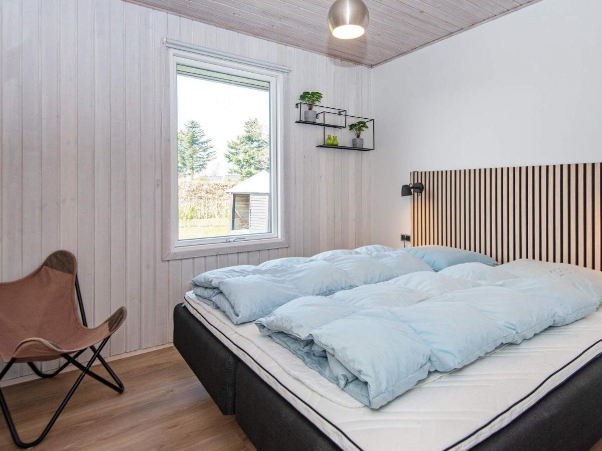 9 Person Holiday Home In Juelsminde Sonderby  エクステリア 写真