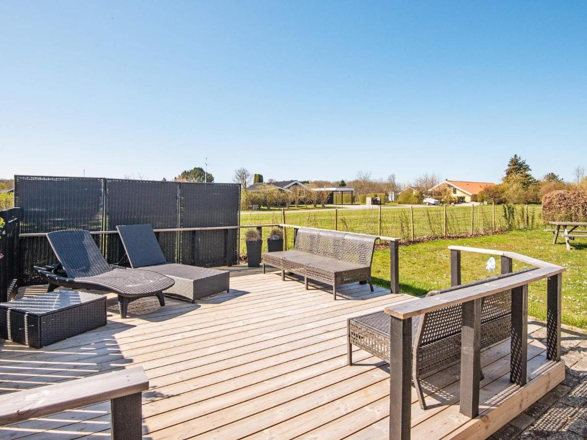 9 Person Holiday Home In Juelsminde Sonderby  エクステリア 写真